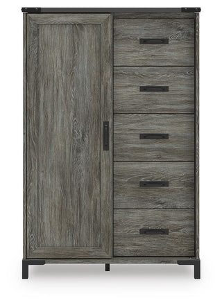 Frandern Queen Panel Bed, Dresser, Mirror, Chest and 2 Nightstands