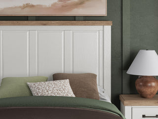 Savonport Panel Bed with Storage - Queen