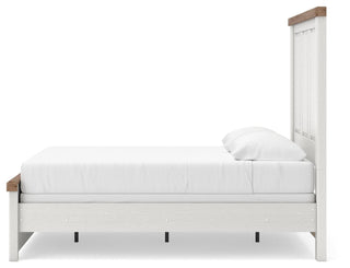Savonport Queen Panel Bed