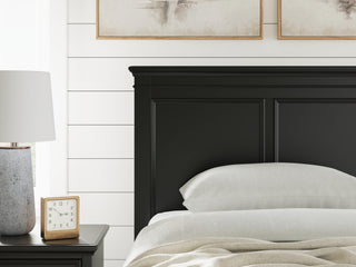 Lanolee Panel Storage Bed