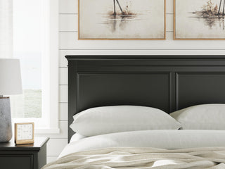 Lanolee Panel Storage Bed