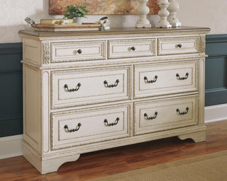 Realyn King Storage Bed, Dresser, Chest and 2 Nightstands
