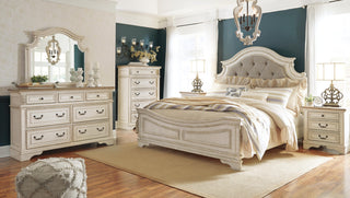Realyn King Panel Bed, Dresser, Mirror, Chest and 2 Nightstands