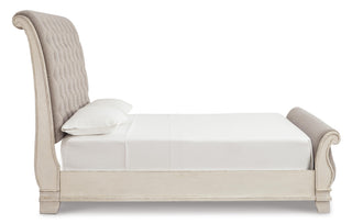 Realyn Sleigh Bed - California King