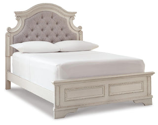 Realyn Full Panel Bed, Dresser, Mirror and Chest