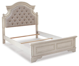 Realyn Full Panel Bed, Dresser and Mirror