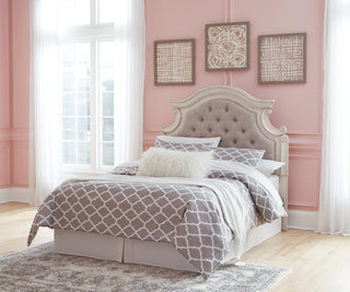 Realyn Twin UPH Panel Headboard