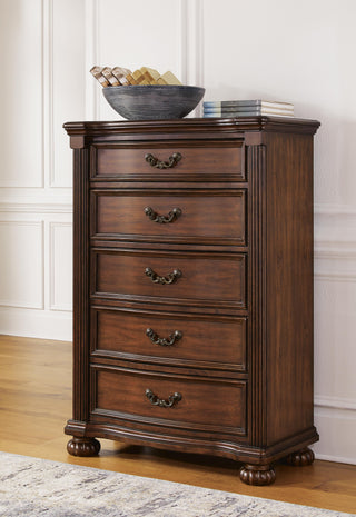Lavinton Queen Poster Bed, Chest and Nightstand