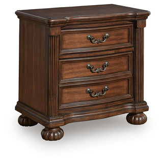 Lavinton King Poster Bed, Dresser, Mirror and Nightstand