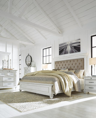 Kanwyn Panel Bed - King