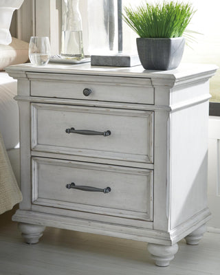 Kanwyn King Panel Bed, Dresser, Mirror and 2 Nightstands