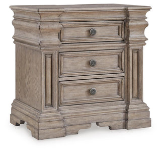 Blairhurst Queen Panel Bed. Dresser, Mirror, 2 Chests and 2 Nightstands