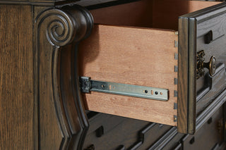 Maylee Five Drawer Chest