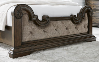 Maylee Queen Upholstered Bed