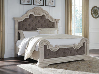 Bruchandi Upholstered Panel Bed
