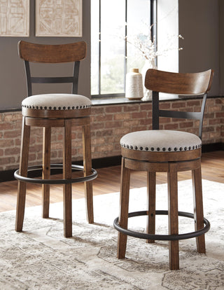 Valebeck UPH Swivel Barstool (1/CN)