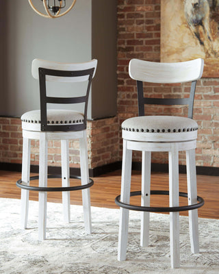 Valebeck UPH Swivel Barstool (1/CN)