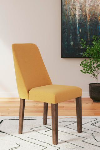 Lyncott Extension Dining Table and 4 Chairs