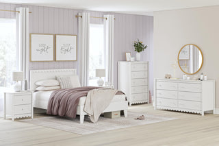 Hallityn Panel Platform Bed - Full