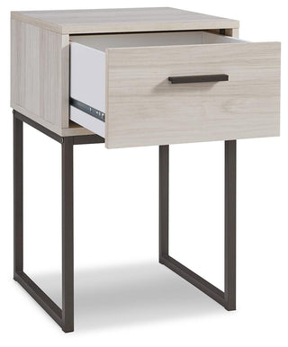 Socalle Queen Panel Platform Bed with Dresser and Nightstand