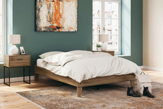 Deanlow Platform Bed - Full