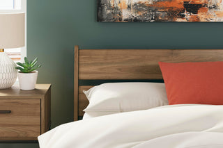 Deanlow Panel Headboard - Full