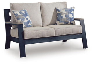 East Beach Loveseat w/Cushion Nuvella®