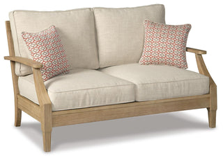 Clare View Loveseat w/Cushion Nuvella®