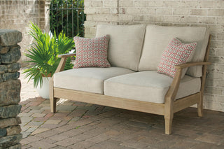 Clare View Loveseat w/Cushion Nuvella®