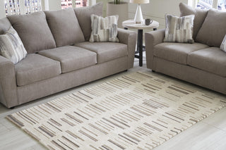 Leesdale Medium Rug - 5' x 7'