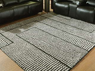 Kurtmen Medium Rug