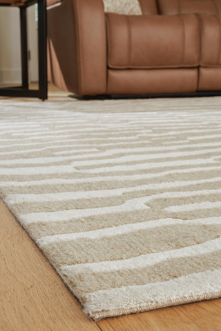 Corrbell Medium Rug - 8' x 10'