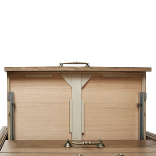 Arlington Chest
